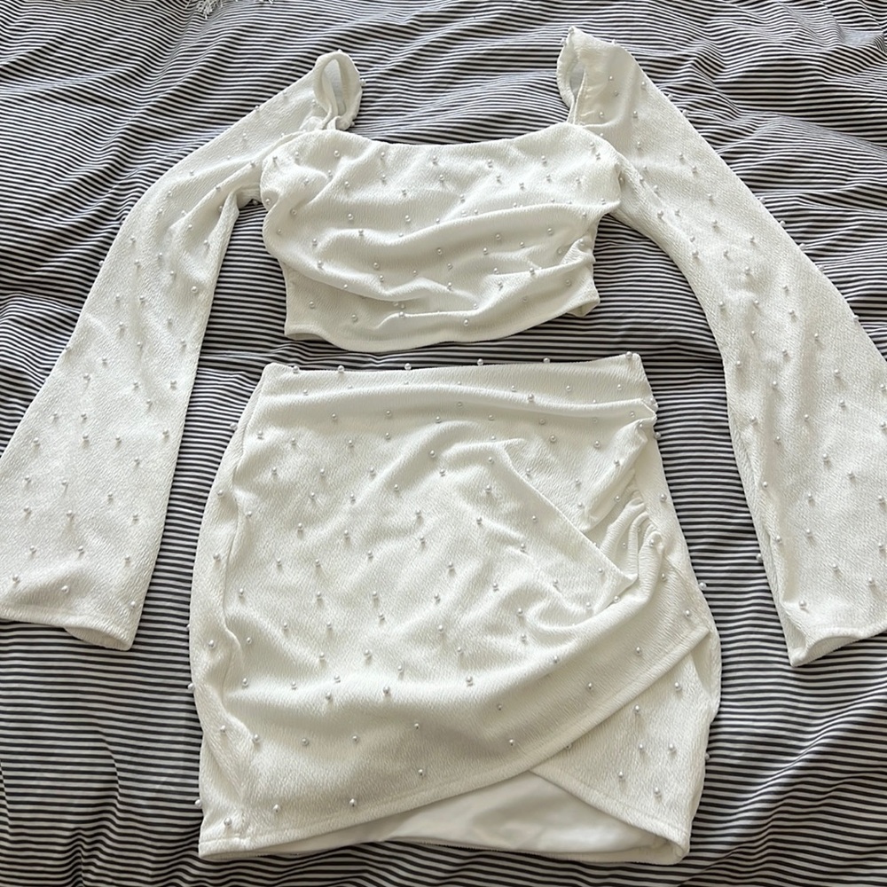 Windsor Two Piece Pearl Outfit